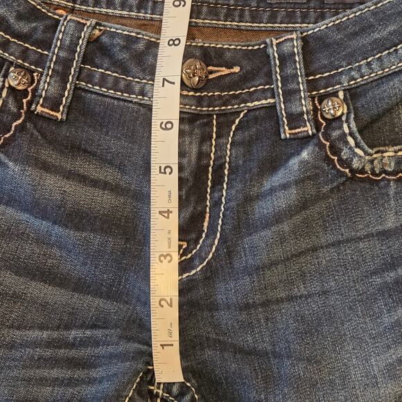 Miss Me Signature Rise Boot Cut Jeans size 29 Embellished Flap Pockets, studded - Picture 10 of 12